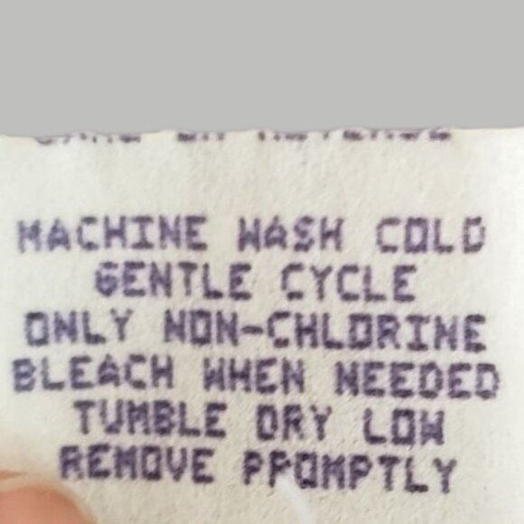 Cricket Lane  Vtg Sweater With Black Embroidery & Faux Buttons Pink/black Large - Picture 9 of 10